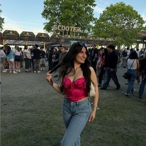 Meet your Posher, Brenda